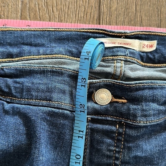 Levi’s Wedgie Skinny Jeans Hit The Brakes Medium Wash - Picture 13 of 14
